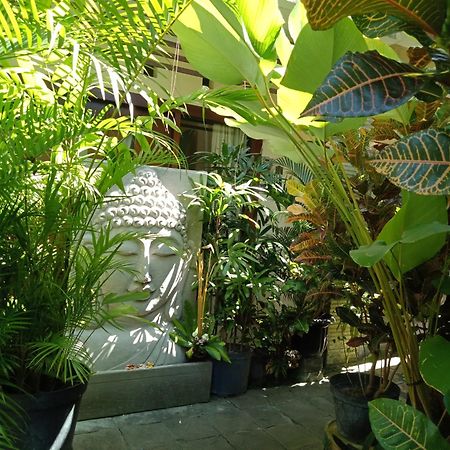 Rika Sanur Homestay Экстерьер фото